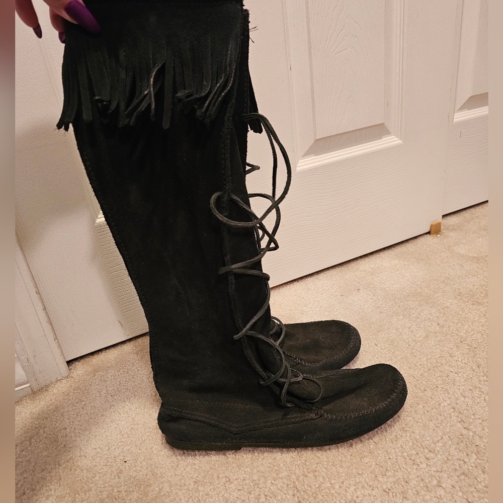 Minnetonka tall lace up Moccasins